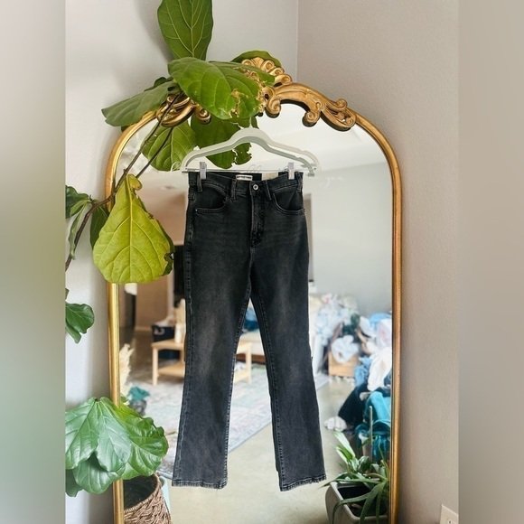 Free people low maintenance Midrise crop jeans size 27 black - Picture 2 of 2